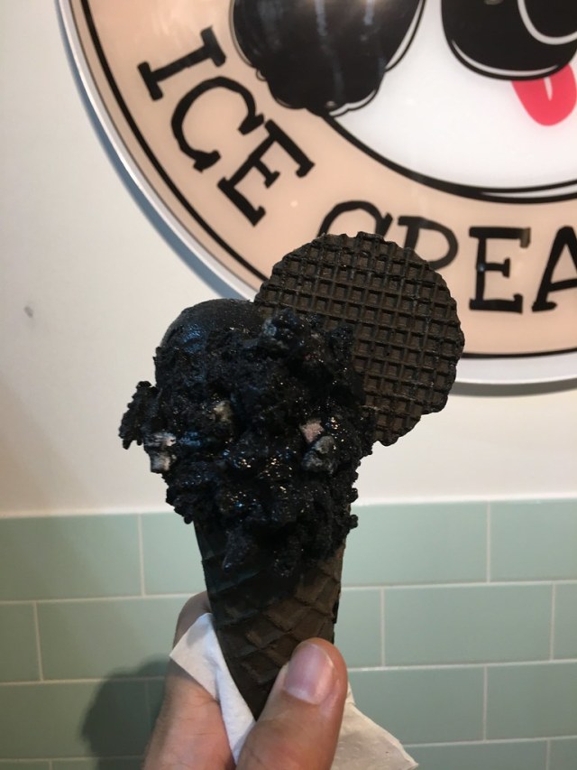 helado negro 2